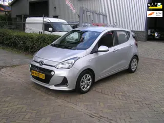 Hyundai I10 1.0i Comfort 101 d km nap airco nieuwe apk