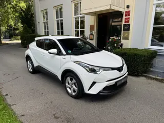 Toyota C-HR 1.8 Hybrid Dynamic, Dealer onderhouden