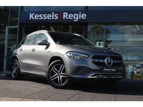 Mercedes-Benz GLA 250 e Progressive | Navi | CarPlay | Stoelverwarming