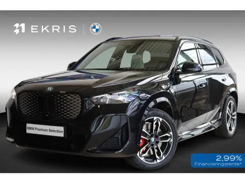 BMW iX1 eDrive20 | M Sport Pro | Panoramadak | Driving Assistant Plus | Harman/Kardon | Trekhaak