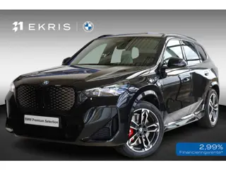 BMW iX1 eDrive20 | M Sport Pro | Panoramadak | Driving Assistant Plus | Harman/Kardon | Trekhaak