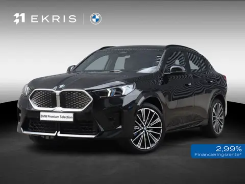 BMW iX2 eDrive20 | M Sportpakket | Innovation Pack | Head-Up | Elektr. Stoelen | Parking Assistant P