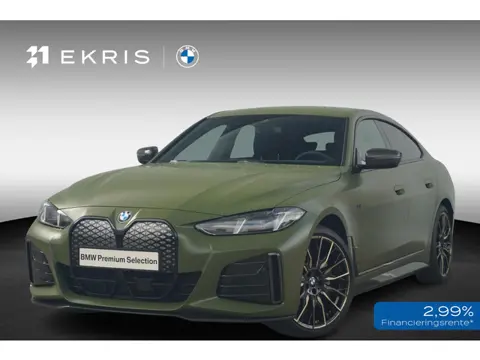 BMW i4 eDrive40 | M Sportpakket | Comfort Acces | Trekhaak |  Special Request Lakkleur
