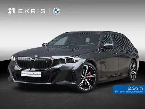 BMW i5 Touring eDrive40 | M Sportpakket Pro | Trekhaak | Panodak | Adaptief M Onderstel Prof. | Head
