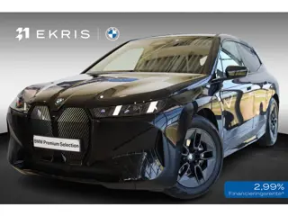 BMW iX xDrive45 | Elektrische Trekhaak | Stoelventilatie voorin | Driving Assistant (plus) | Head-up