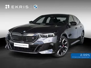 BMW i5 Sedan eDrive40 | M Sportpakket Pro | Stuurwielverwarming | Adaptief onderstel Professional | 