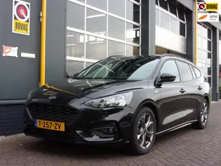 Ford Focus Wagon 1.0/125pk Hybrid ST-Line NAV CAM ECC HUD RR Keyless Privacy Glass