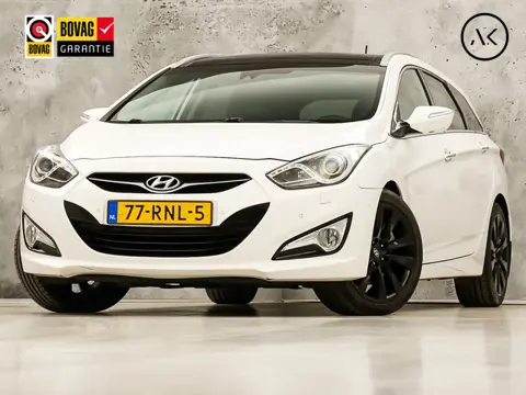Hyundai i40 Wagon 2.0 GDI i-Catcher 177Pk Automaat (PANORAMADAK, NAVIGATIE, CAMERA, GETINT GLAS, STO