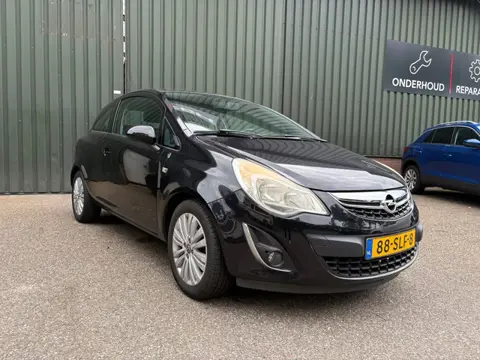Opel Corsa 1.4-16V Edition | Airco | Navigatie | Velgen | Centrale vergrendeling | Elektrische ramen
