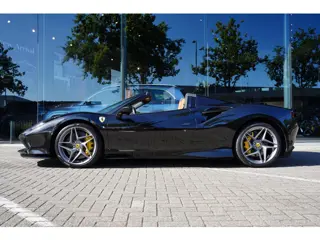 Ferrari F8 Spider 3.9 V8 HELE VERKOCHT