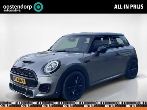 MINI 3-Deurs 2.0 Cooper S | John cooper works | Harman Kardon | Achteruitrijcamera | 192 PK |