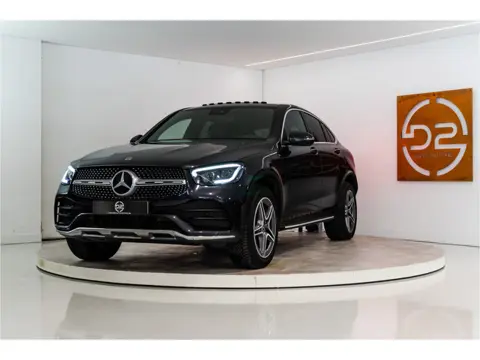 Mercedes-Benz GLC Coupé 300e 4MATIC Premium+ AMG 320PK | Pano | Burmester | Sfeer | Trekhaak | 12 MN