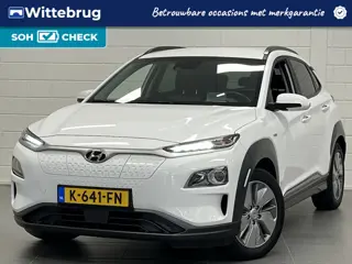 Hyundai KONA EV Fashion 64 kWh HALF LEDER | NAVIGATIE | LONG RANGE SOH 100%