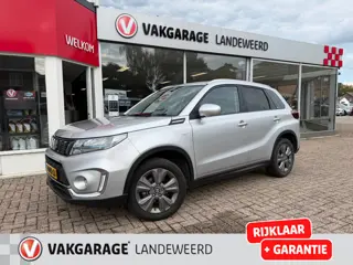 Suzuki Vitara 1.5 Hybrid Select, navi, trekhaak, adaptive cruise, rijklaar!
