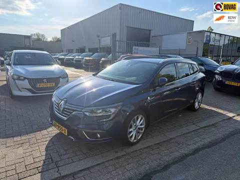 Renault Mégane Estate 1.3 TCe Limited, Navi, Camera, Keyless, Automaat, Dealer onderhouden, Trekhaak
