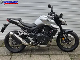 Honda CB750A HORNET (bj 2025)