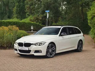 BMW 3-serie Touring 320i M Sport Edition Panodak/Leer