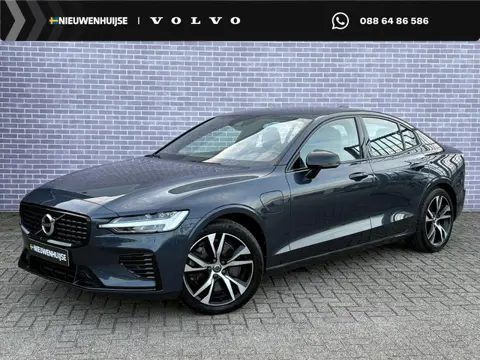 Volvo S60 Recharge T8 AWD R-DESIGN | Trekhaak | Standkachel | Parkeercamera | Power Seat | Memory | 