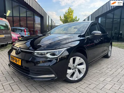 Volkswagen Golf 1.5 eTSI DSG Massage ACC Clima Side