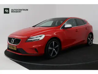 Volvo V40 2.0 T4 Business Sport (STOELVERWARMING, CRUISE CONTROL, NAVIGATIE, PARKEERSENSOREN)