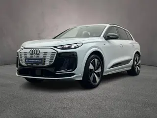 Audi Q6 e-tron Launch edition 252PK 83 kWh | Panoramadak | Trekhaak | 20-Inch | Tech-Plus | Privacy-