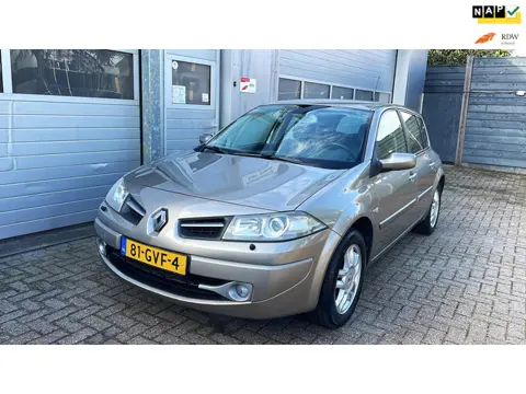 Renault Mégane 1.6-16V Tech Line-Navi-Leder-Clima-New APK
