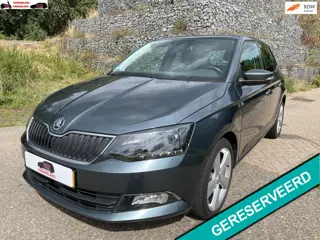 Skoda FABIA 1.0 TSI Style Apple Carplay Stoelverwarming Cruise Controle