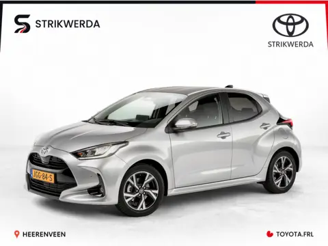 Toyota Yaris 1.5 Hybrid 115 Dynamic | Stoel/Stuurverwarming | Parkeersensoren rondom| Achteruitrijca