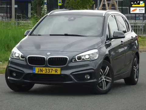 BMW 2-serie Active Tourer 225xe NAP/LEER/NAVI/CAMERA/HEAD-UP