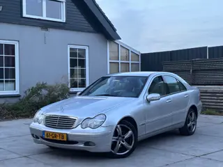 Mercedes-Benz C-klasse 180 Elegance | Nieuwe APK | Automaat | Volledig onderhouden | El. Ramen | Tre