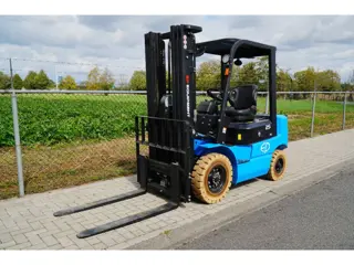 EP EFL 252 | 2022 | New (bj 2022)