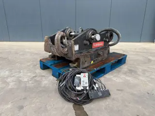 OilQuick OQ80 - M318D / M320F / M322D / 320D / 320E / 323D