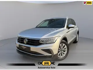 Volkswagen Tiguan 1.5 TSI 150pk DSG Life * 50.000KM! * AUTOMAAT* Parkeersensoren * Adaptieve Cruise 