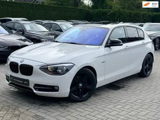BMW 1-serie 116i Sport|Nieuwe Ketting + Klepseals|Dakraam|Navigatie|Cruise control|Climate control|1