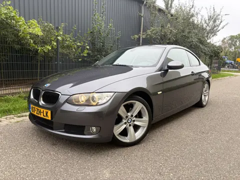 BMW 3 Serie Coupe 320i / AIRCO / CRUISE / ORG NED / 144dkm! NAP!