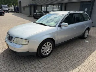 Audi A6 Avant 2.5 V6 TDI Advance