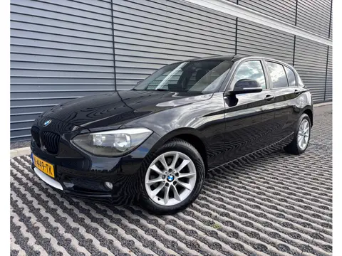 BMW 1-serie 114i EDE High Executive | Navigatie | Half-leder