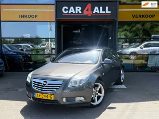 Opel Insignia 2.0 T Edition 4x4 SLTVRM/PDC/CRUISE/CLIMA/APK 13-12-2026/RIJDT PERFECT