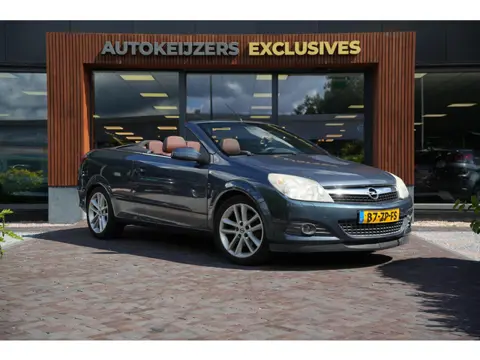 Opel Astra TwinTop 1.8 Enjoy Dakstoring