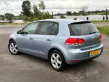 Foto 23 van Volkswagen Golf 1.2 TSI HighLine Xenon Stoelvw NAVI Cruise Clima