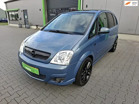 Opel Meriva 1.6-16V Cosmo Zeer goed onderhouden, remmen en banden nieuw Keurige auto !! nieuwe APK b