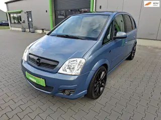 Opel Meriva 1.6-16V Cosmo Zeer goed onderhouden, remmen en banden nieuw Keurige auto !! nieuwe APK b