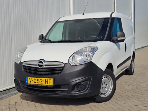 Opel Combo 1.3 CDTi L1H1 Edition bj 2018 Airco APK