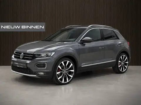 Volkswagen T-Roc 1.5 TSI Sport | DSG | Stoelverwarming | Adaptive Cruise Control | Camera | Trekhaak