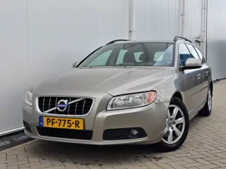 Volvo V70 1.6 D2 Ocean Race AUTOMAAT bj 2013 Nette auto! boekjes aanwezig!