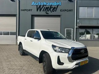 Toyota HiLux 2.4 D-4D Double Cab - 2022 - 4x4 - AUTOMAAT, AIRCO, CRUISE, NAVI