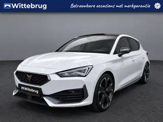 CUPRA Leon 1.4 e-Hybrid 245pk VZ Performance DSG Automaat / Panoramadak / Performance / 19"LM velgen
