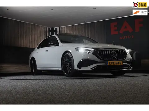 Mercedes-Benz E-klasse 300 e AMG 53 Look / Head Up / Luchtvering / Burmester 4D / HYPERSCREEN / Acc 
