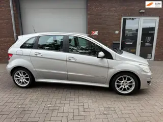 Mercedes-Benz B-klasse 180 Business Class|AUTOMAAT|NIEUWE APK|AIRCO
