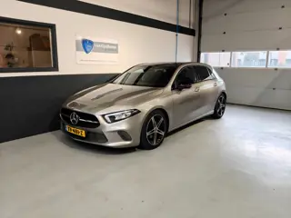 Mercedes-Benz A-klasse 200 Launch Edition Premium + Night pakket + Panoramadak